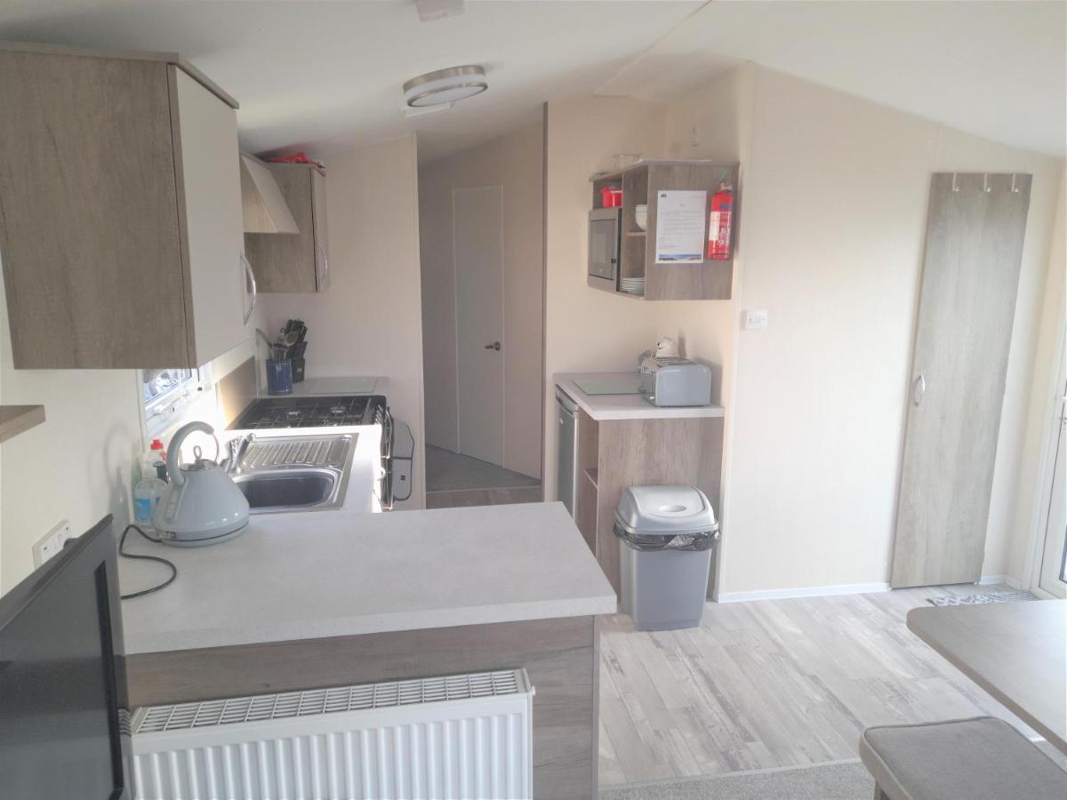 3 Bedroom Modern Caravan Sleeps Up To 8 Millom Ngoại thất bức ảnh