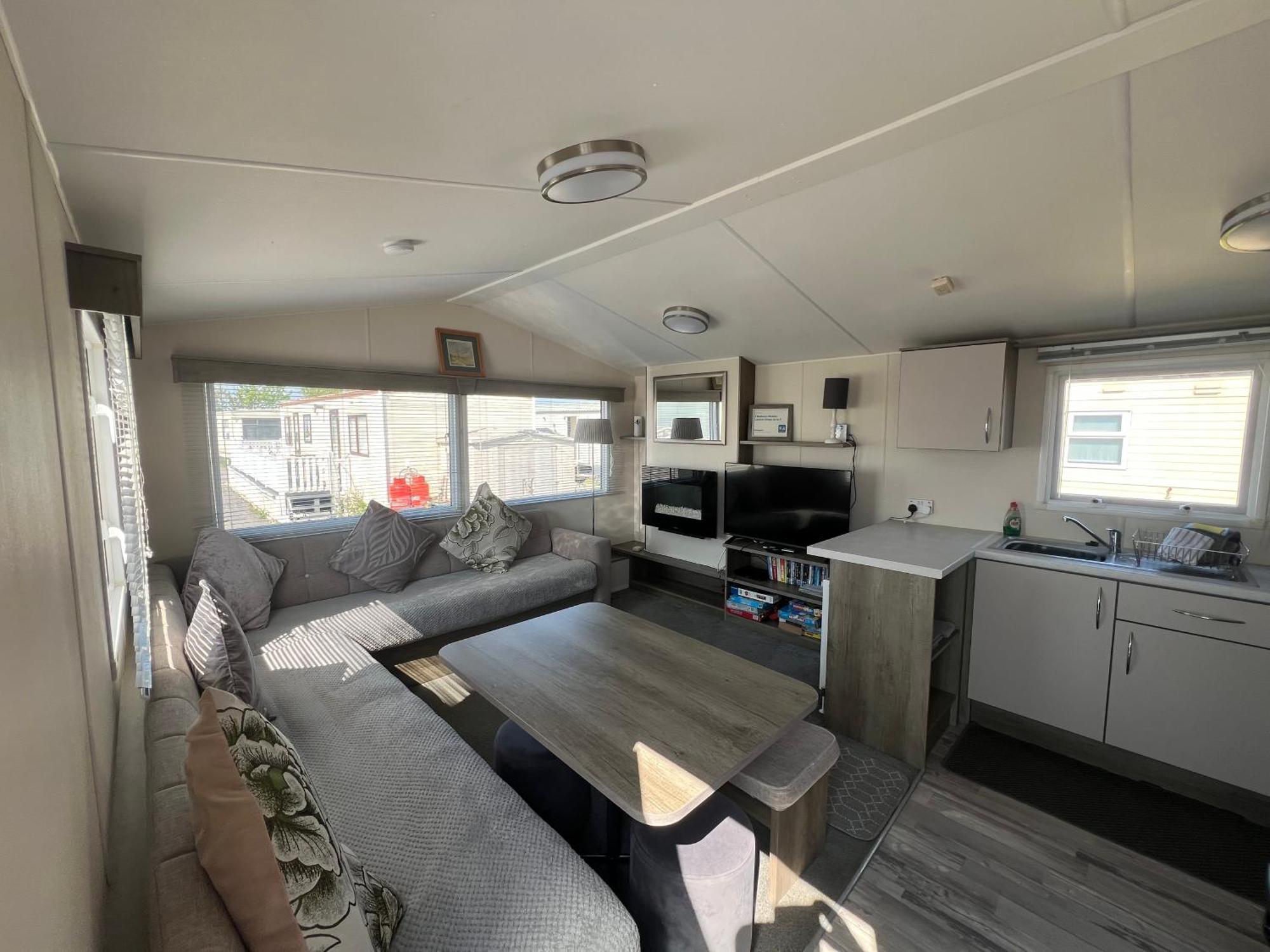 3 Bedroom Modern Caravan Sleeps Up To 8 Millom Ngoại thất bức ảnh